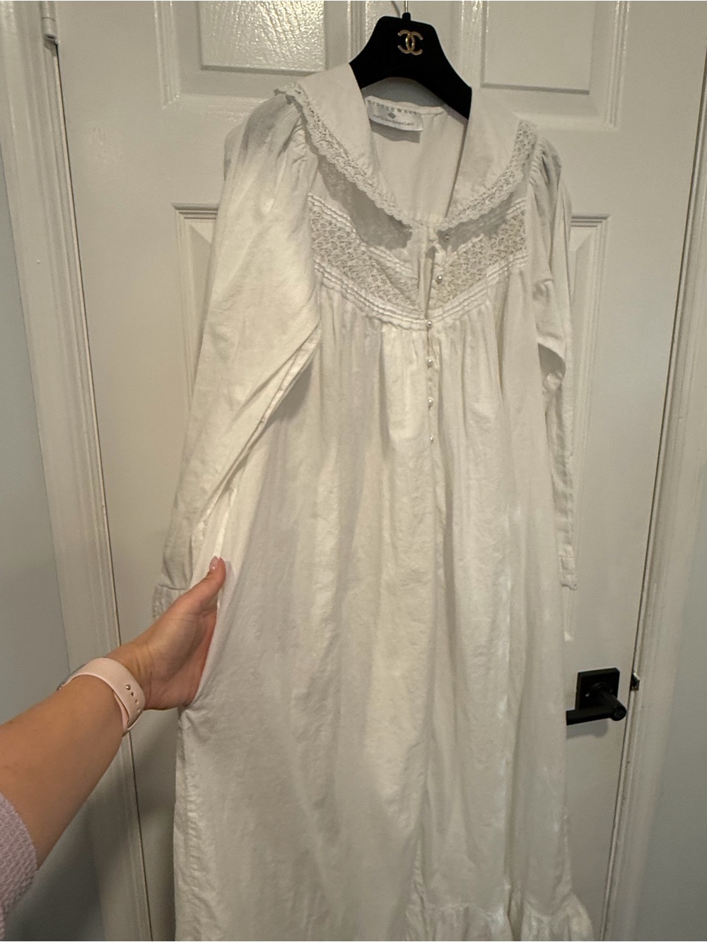 Vintage Eileen West Queen Anne’s Lace White Cotton Nightshirt Nightgown Pearl - Picture 8 of 12